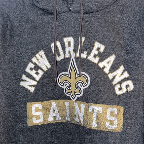 Team Apparel Black and Gold New Orleans Saints Pullover - Picture 3 of 7